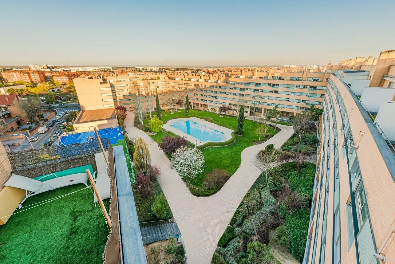 Los Olivos Stylish Apartments In Conde Orgaz Madrid España