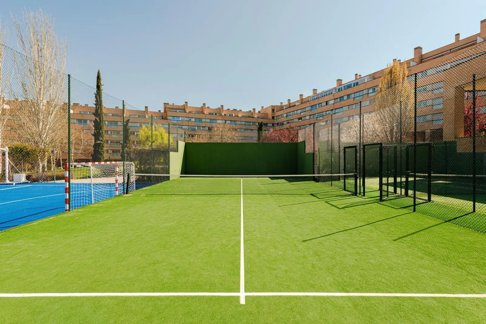 Los Olivos Stylish Apartments In Conde Orgaz Madrid