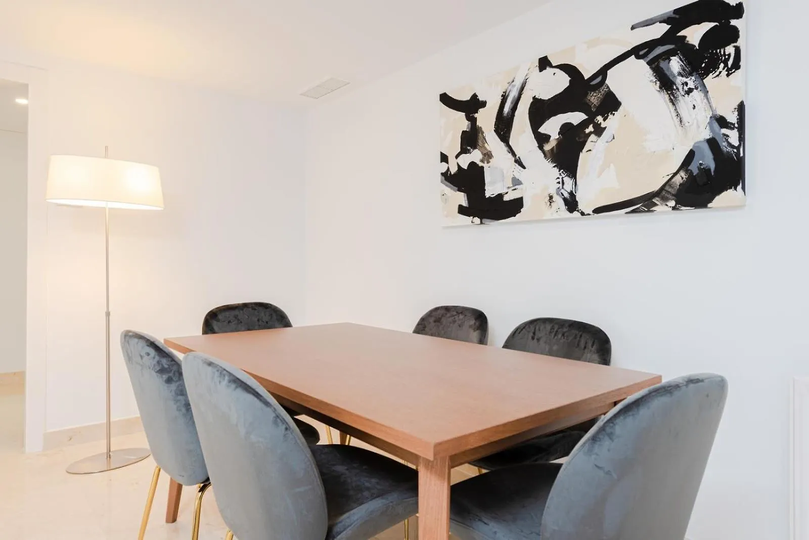Los Olivos Stylish Apartments In Conde Orgaz Madrid 0*,