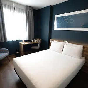 Hotel Travelodge Metropolitano, Madrid